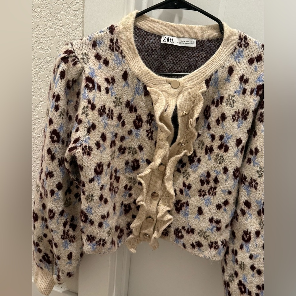 Zara sweater size m